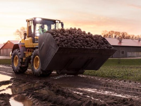 Babcock Africa, Media, Volvo Wheel Loaders and Excavators for Modern Farming