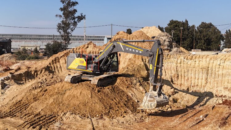 SAVE MORE ON YOUR NEXT EXCAVATOR