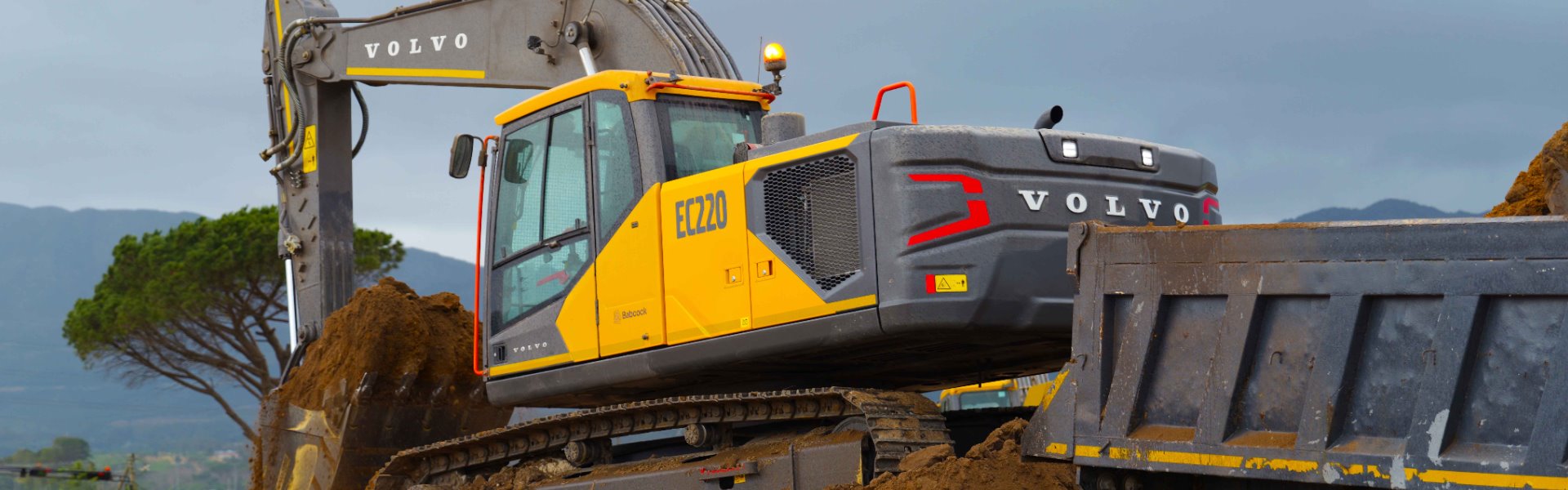 Babcock Africa, Media, RCE Earthmoving & Civils puts Volvo EC220 productivity to work