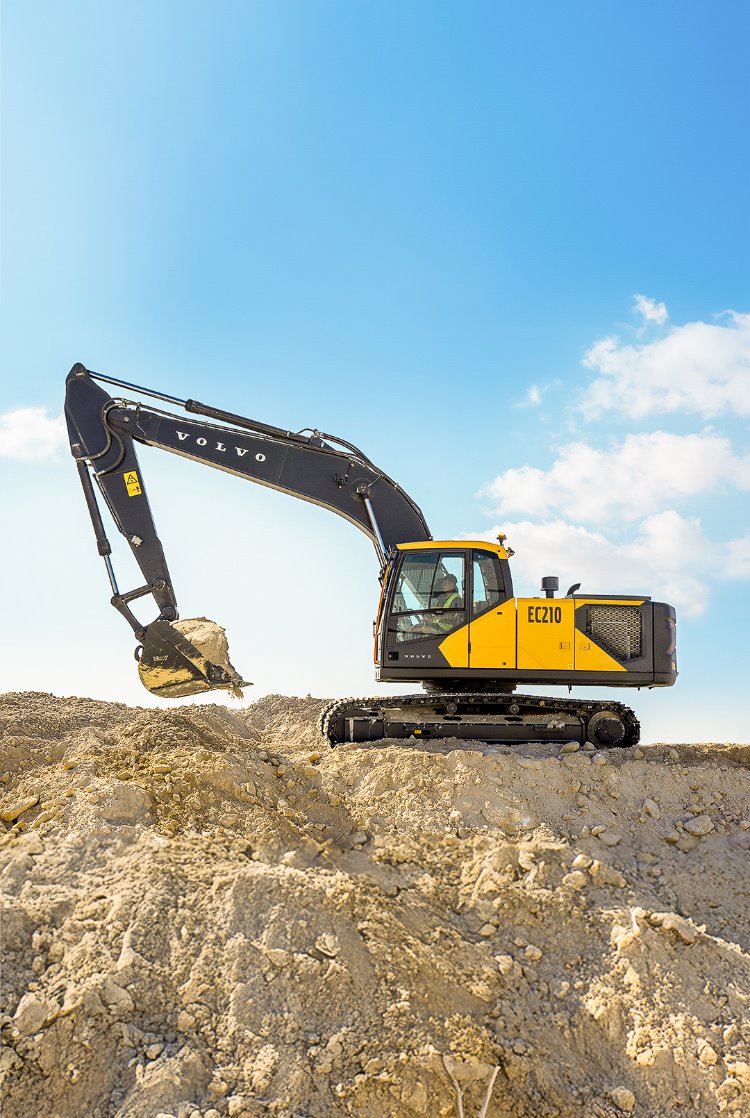Volvo EC210 will be your perfect partner in heavy duty applications and supporting work. But it is also popular to use for building, road work or utilities. With improved fuel efficiency and longer service intervals, EC210 will lower the Total Cost of Ownership while still being able to punch above its weight in performance. - Mobile Image