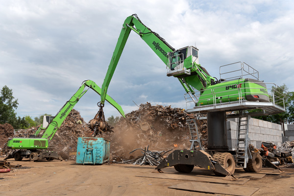 MATERIAL HANDLER FOR SCRAPYARDS