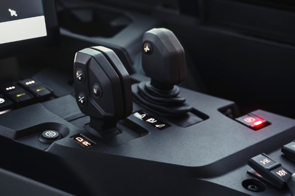 Ergonomic gear lever