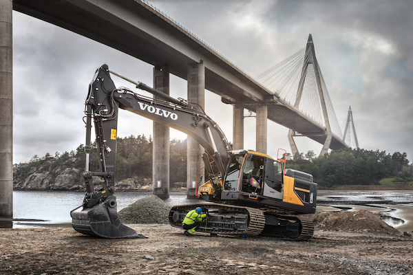 Babcock Africa, Related Articles, Look after your excavator’s undercarriage Mobi